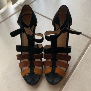 Women’s shoes brown and black